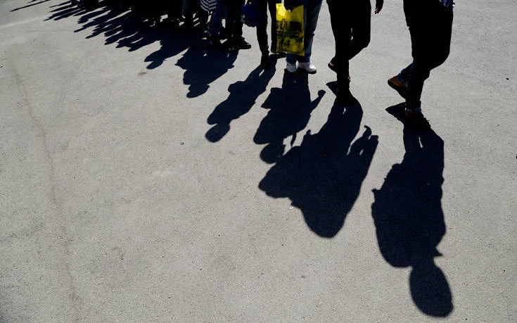 Η Ισπανία βάζει την Εθνοφρουρά για να αντιμετωπίσει τους μετανάστες και τους πρόσφυγες